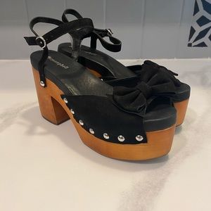 Jeffrey Campbell Bow Platform Clogs
